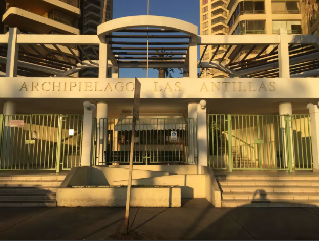 Arriendos Amueblados en Iquique | Cond Las Antillas 3 Dorm 2 Baños Vista al Mar Gran Terraza