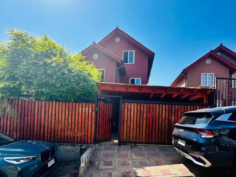 Casas en Puente Alto | Casa Condominio Sta María Peñon 4 Dorm 3 Baños Piscina y Quincho